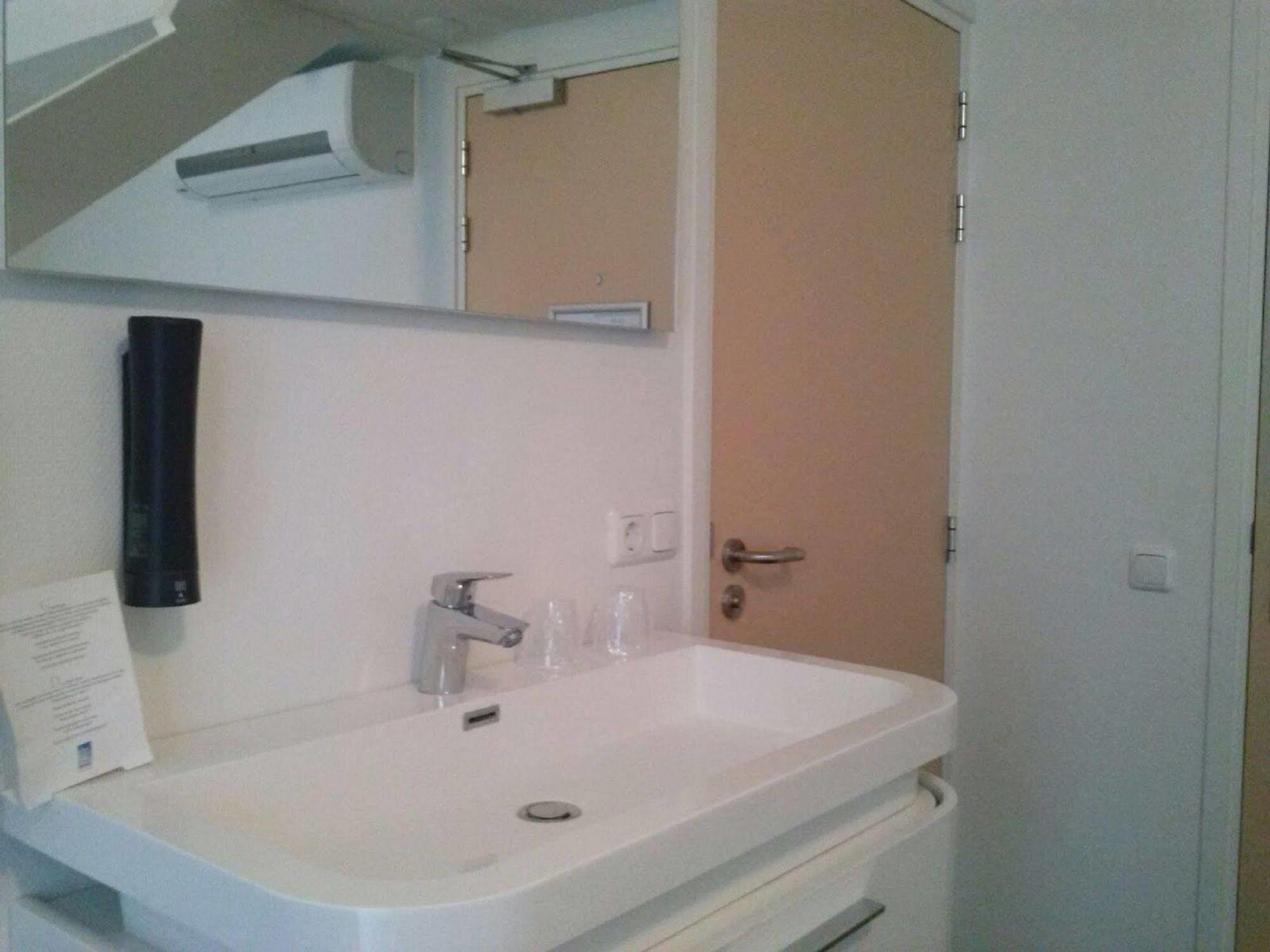 Hotel Courage Nijmegen Dış mekan fotoğraf