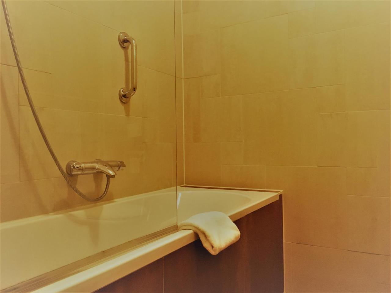 Hotel Courage Nijmegen Dış mekan fotoğraf